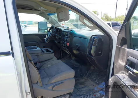 2015 Chevrolet Silverado 2500Hd Wt z USA, uszkodzony, nr VIN 1GC2CUEG8FZ116869